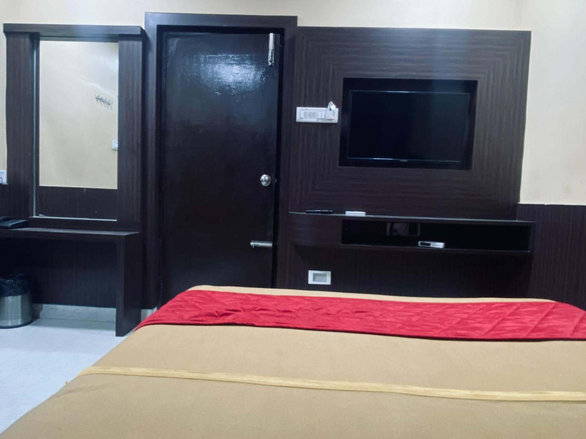 Gsr Residency Ξενοδοχείο Kanchipuram Εξωτερικό φωτογραφία
